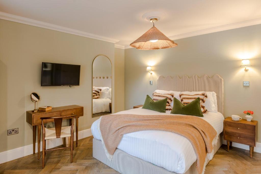 Tyndall's Park - Your Apartment 2