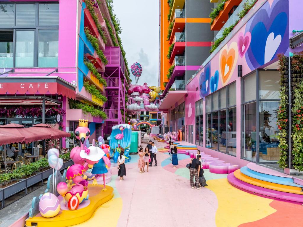 FLAMINGO IBIZA Hai Tien