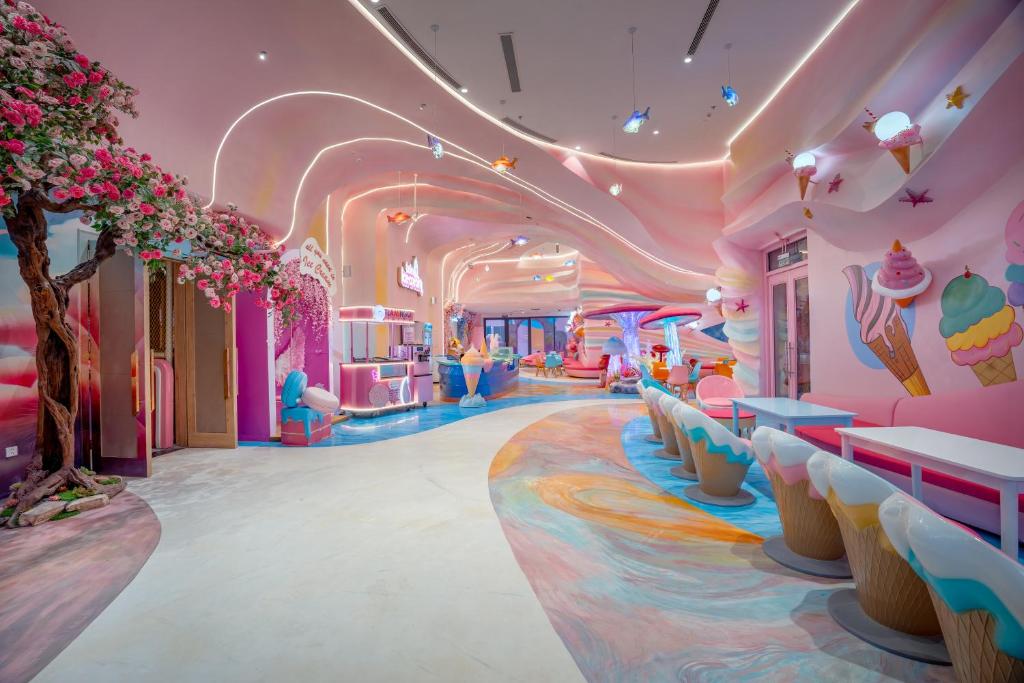 FLAMINGO IBIZA Hai Tien