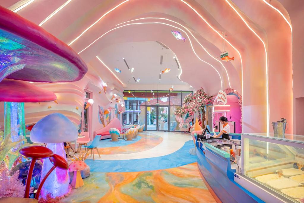 FLAMINGO IBIZA Hai Tien