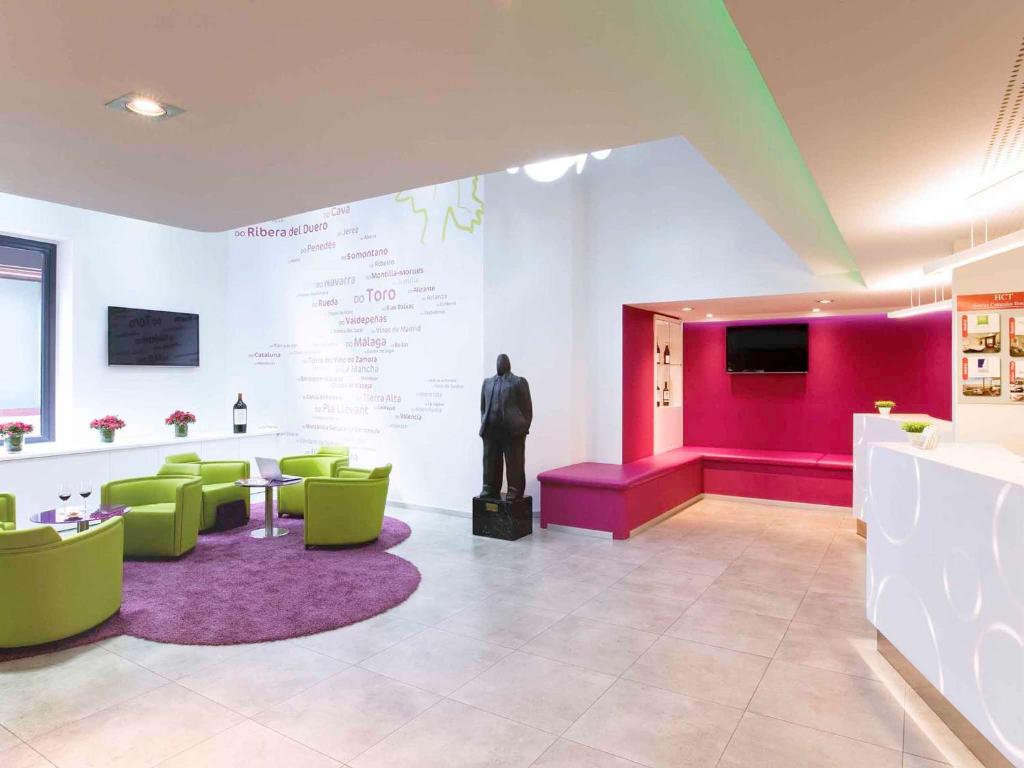 Ibis Styles Madrid Prado Image