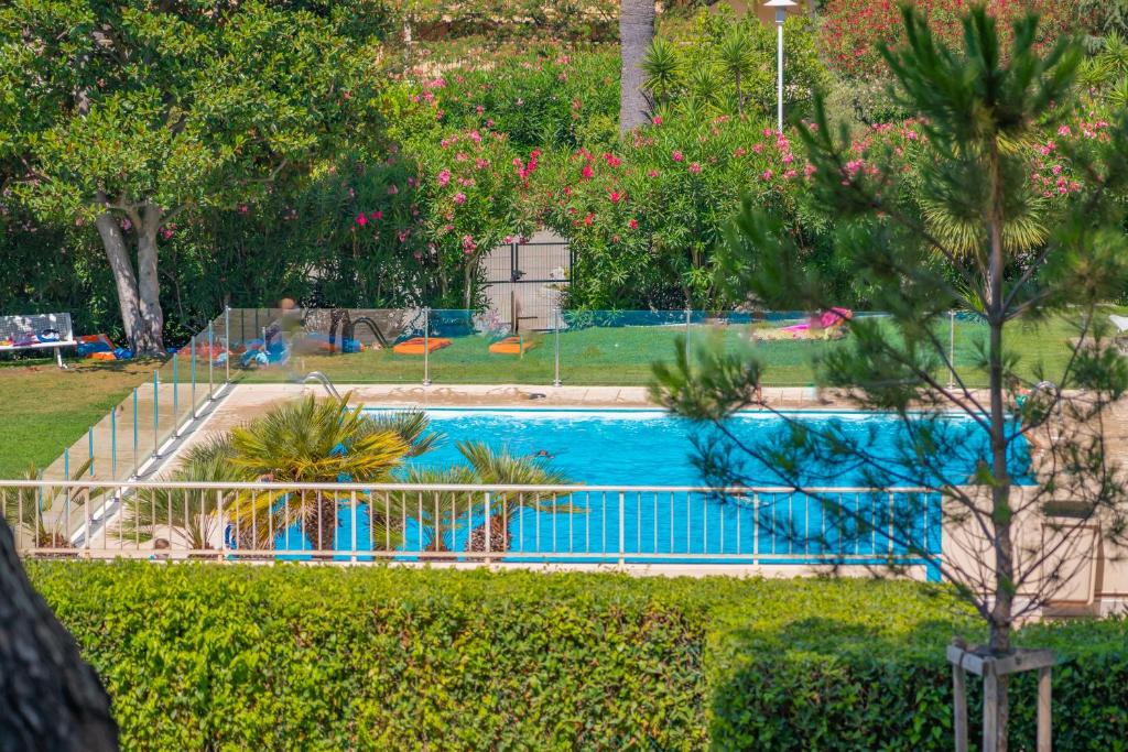 Hello Côte d'Azur - Spacieux 3 pièces avec piscine et tennis