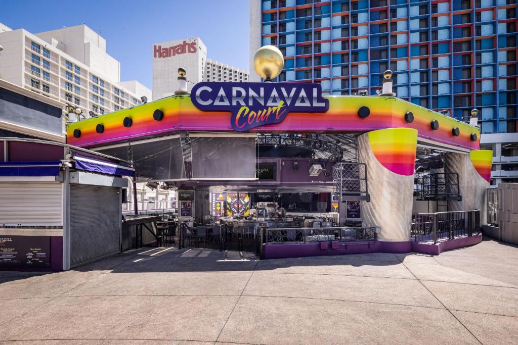 Harrah's Las Vegas Hotel & Casino Image