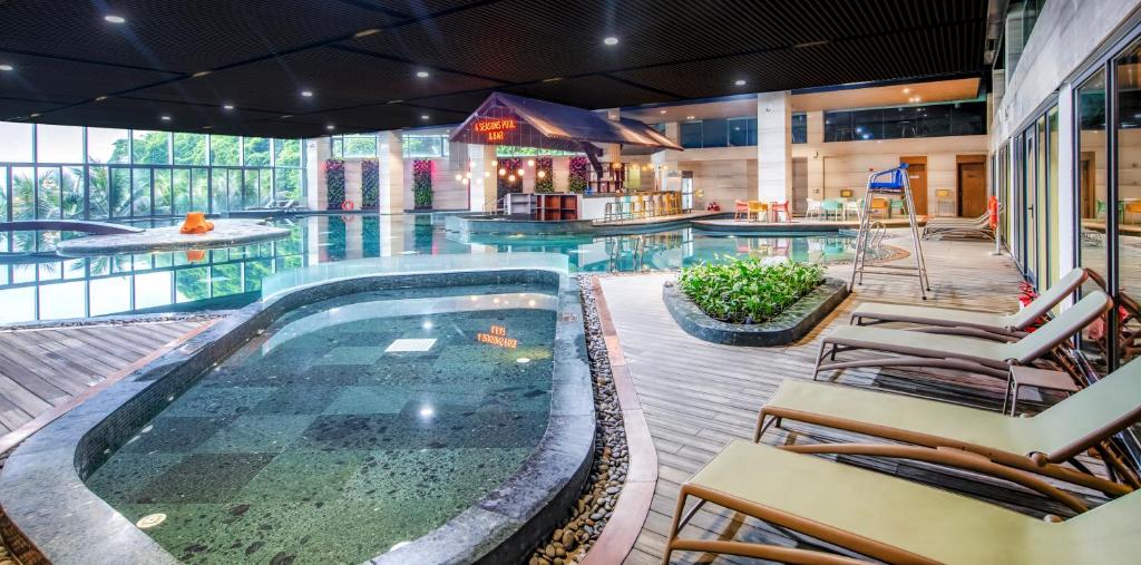 Flamingo Resort Cat Ba