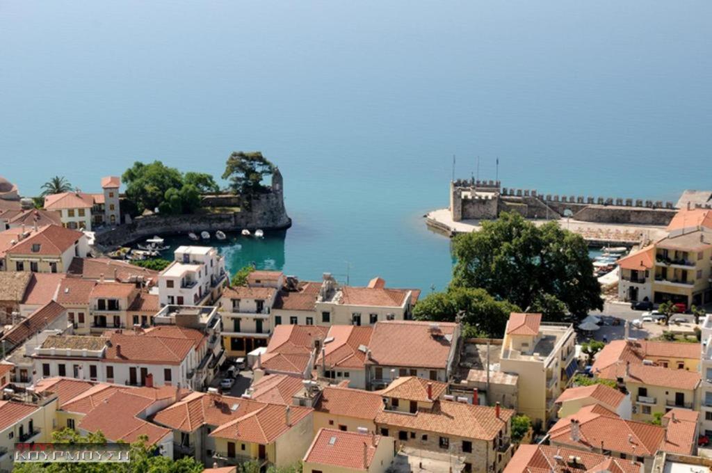 View By the Castle Nafpaktos 5