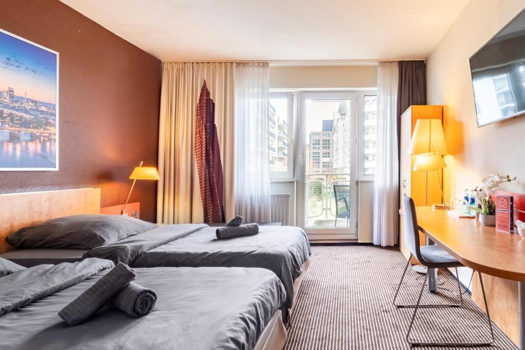 Nähe Frankfurt Messe mit Netflix und Balkon 6