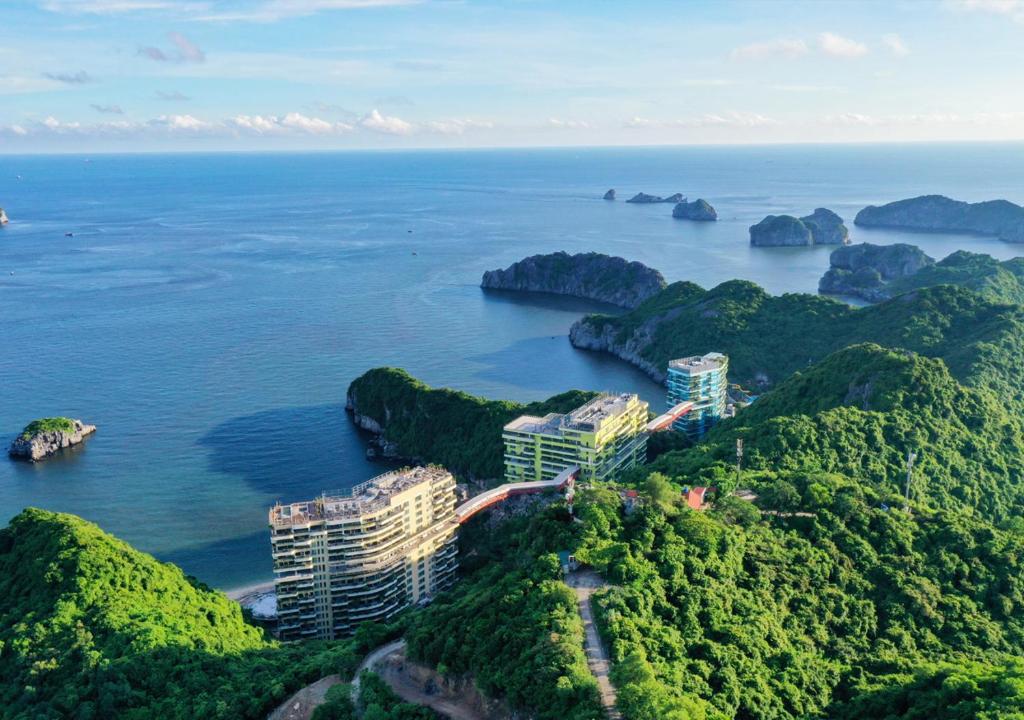 Flamingo Resort Cat Ba