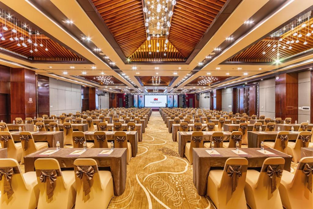 Vietsovpetro Ho Tram Beach Resort & Spa