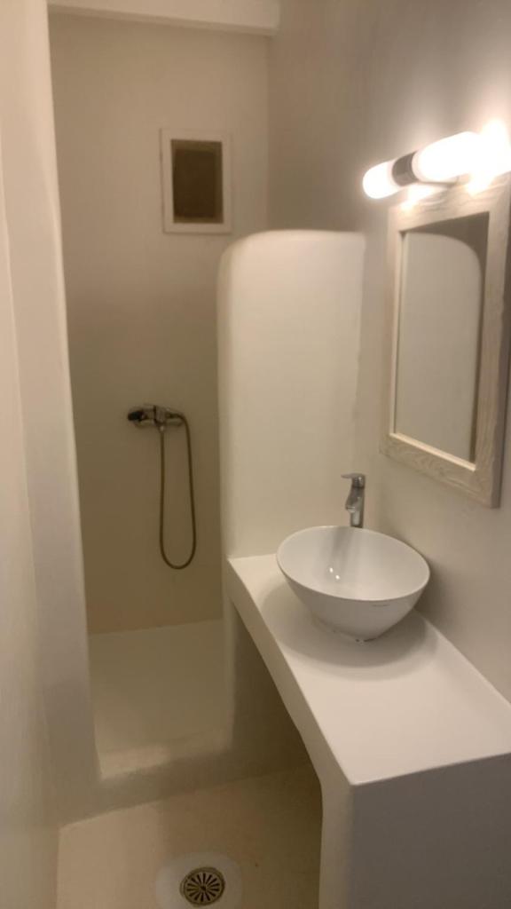 Myconian Sunset Apartments 8