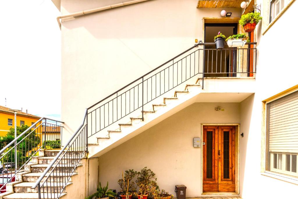 Hostly-Casa Serena-Near the Town Center 6