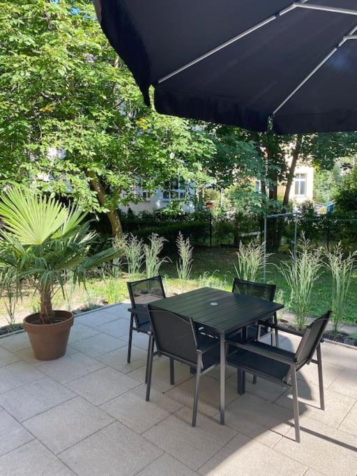 Modernes City-Apartment mit großer Terrasse 4