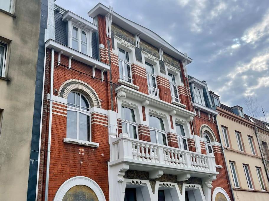 Séjour Art Nouveau au coeur de Wazemmes 6