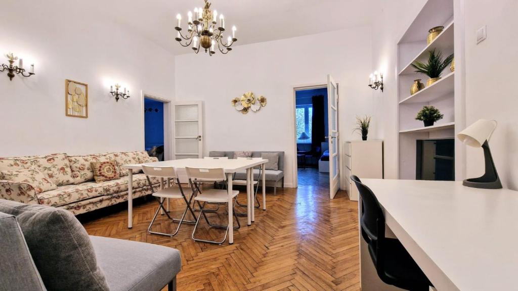 Unikatowe !Sienkiewicza Park Apartament 116 m Off Piotrkowska 3 Bedrooms 4