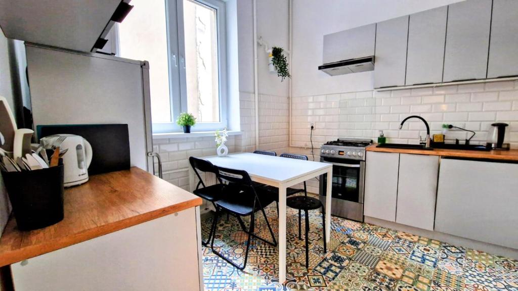 Unikatowe !Sienkiewicza Park Apartament 116 m Off Piotrkowska 3 Bedrooms 7