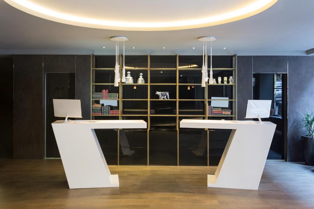 Mercure Madrid Centro Image