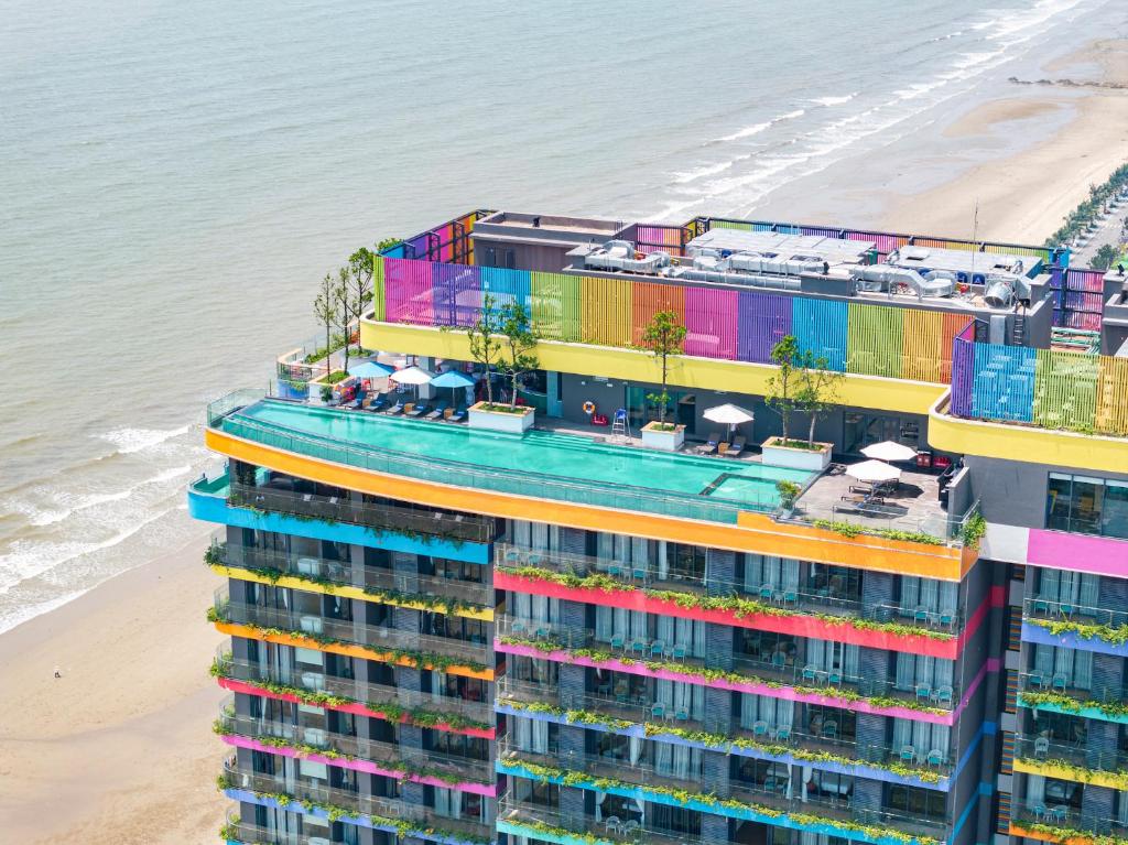 FLAMINGO IBIZA Hai Tien