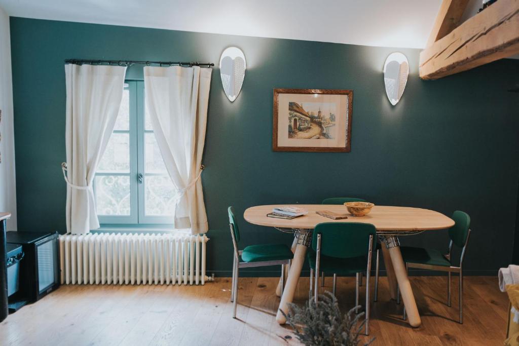 Lyon Country House - Suites & Tour de Garde 4