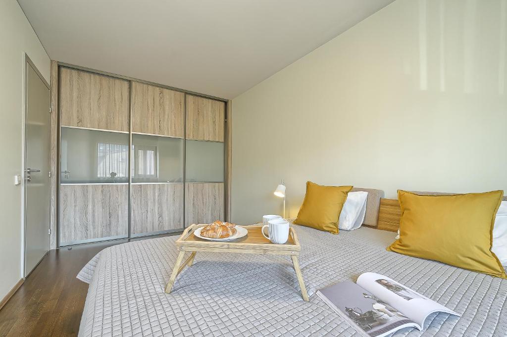 Family Oasis Apartments x Free parking x SELF CHECK IN 24x7 2