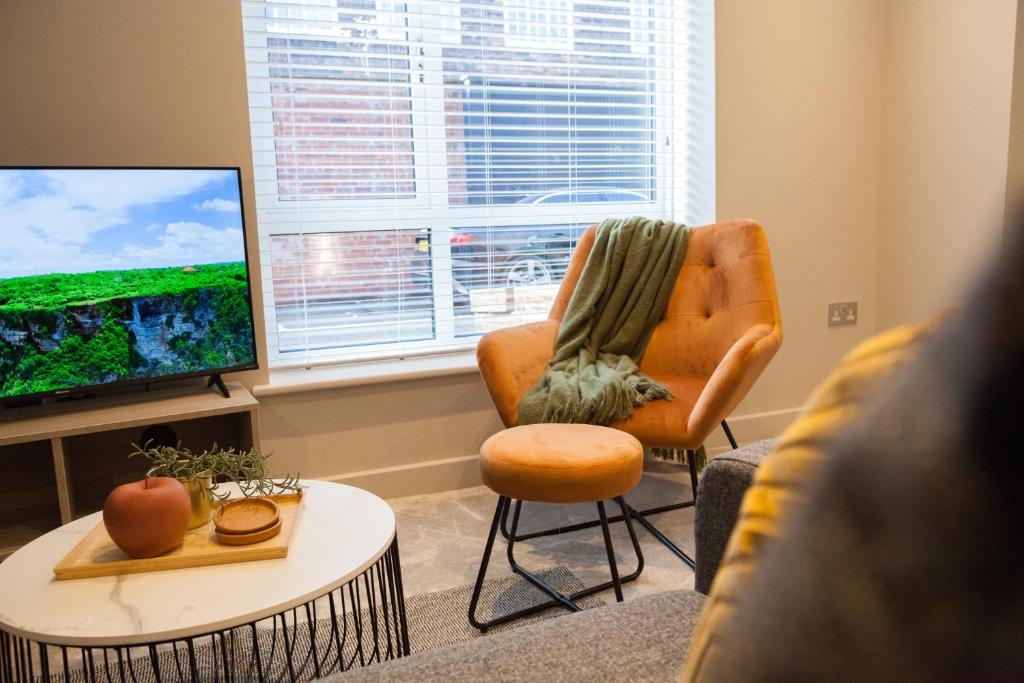 Central Leeds Apartments Near Station - 1 to 3 Bedroom Options - Sleeps 1 to 6 6