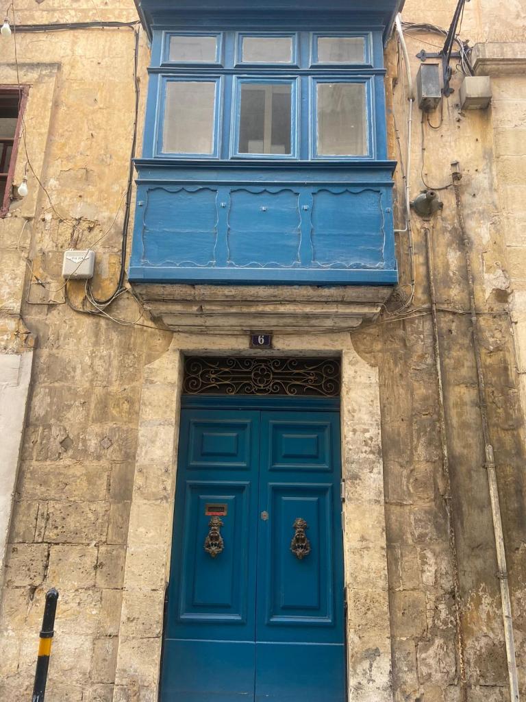 Stunning Valletta 3 Bedroom Town House 8