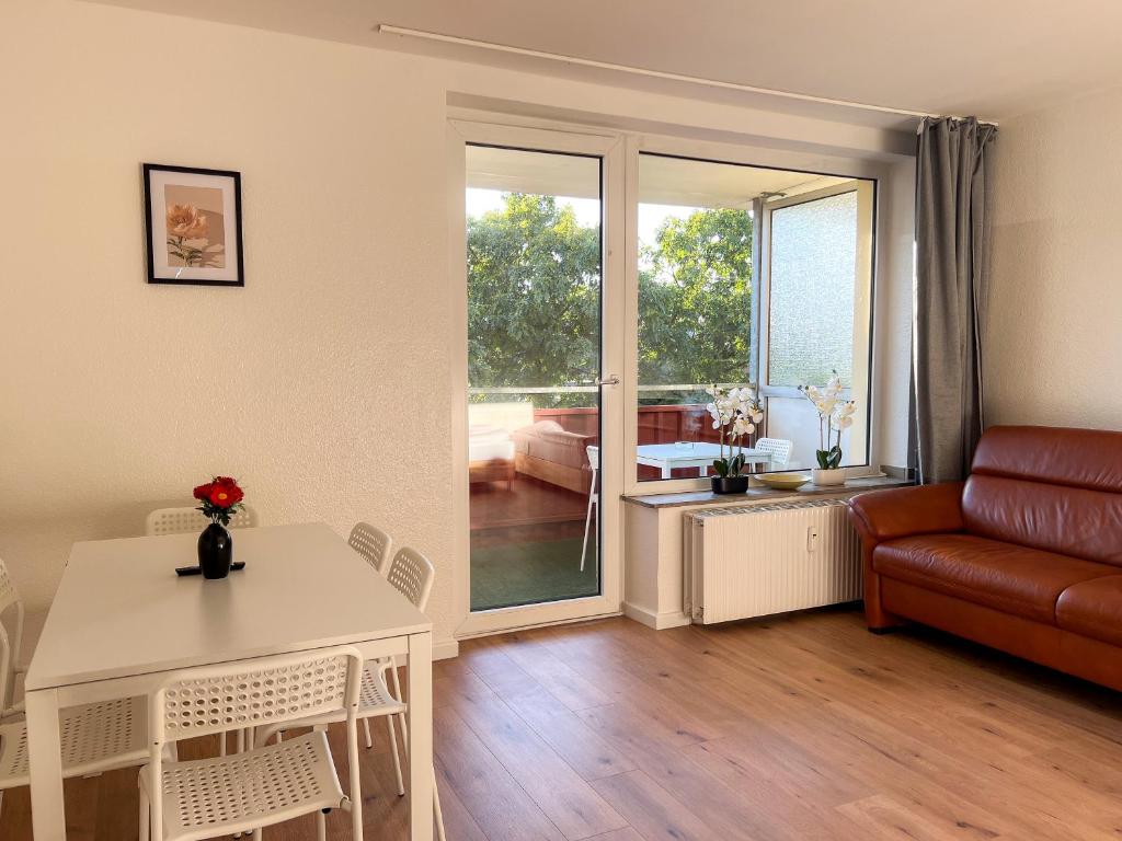 T&K Apartments - Düsseldorf - 3 room apartment with private parking 7min Fair and Airport DUS 4