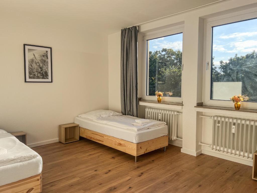 T&K Apartments - Düsseldorf - 3 room apartment with private parking 7min Fair and Airport DUS 5