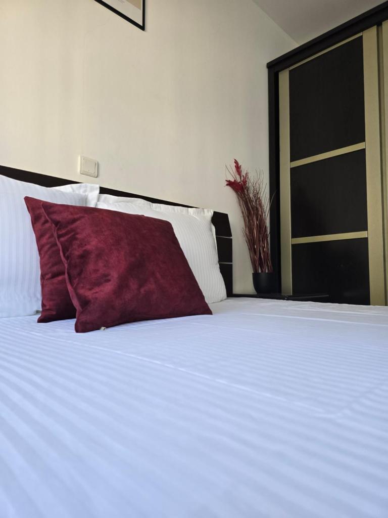 A&A Apartments I Central, Cozy & Fully Equipped 7