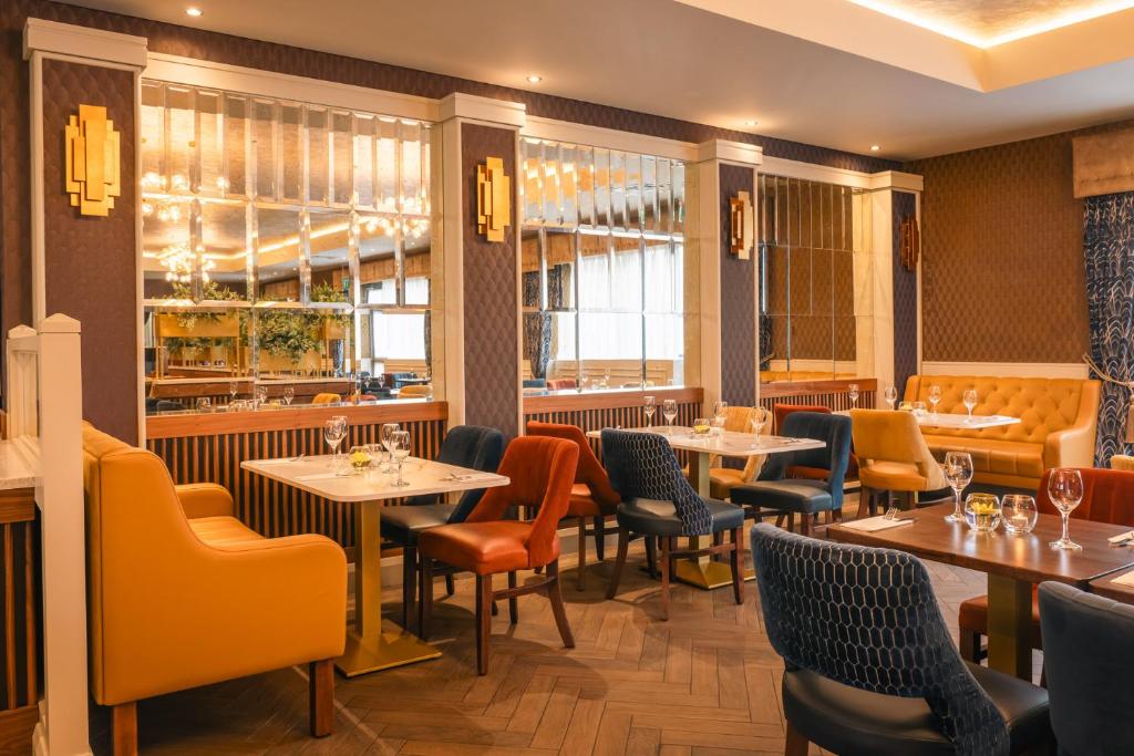 Grand Canal Hotel Image