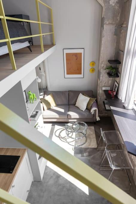 Artsy Design Loft - Hip District Uptown Vilnius 1