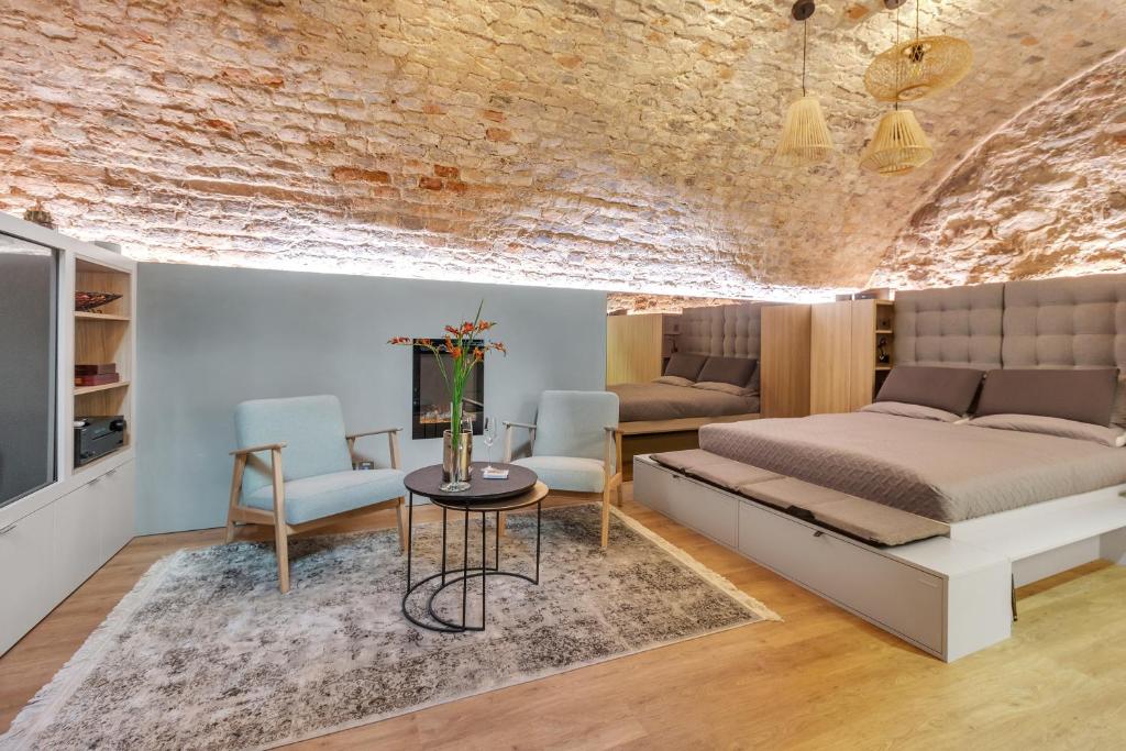 Historic & modern Arch-Studio - ArcLoft07 2