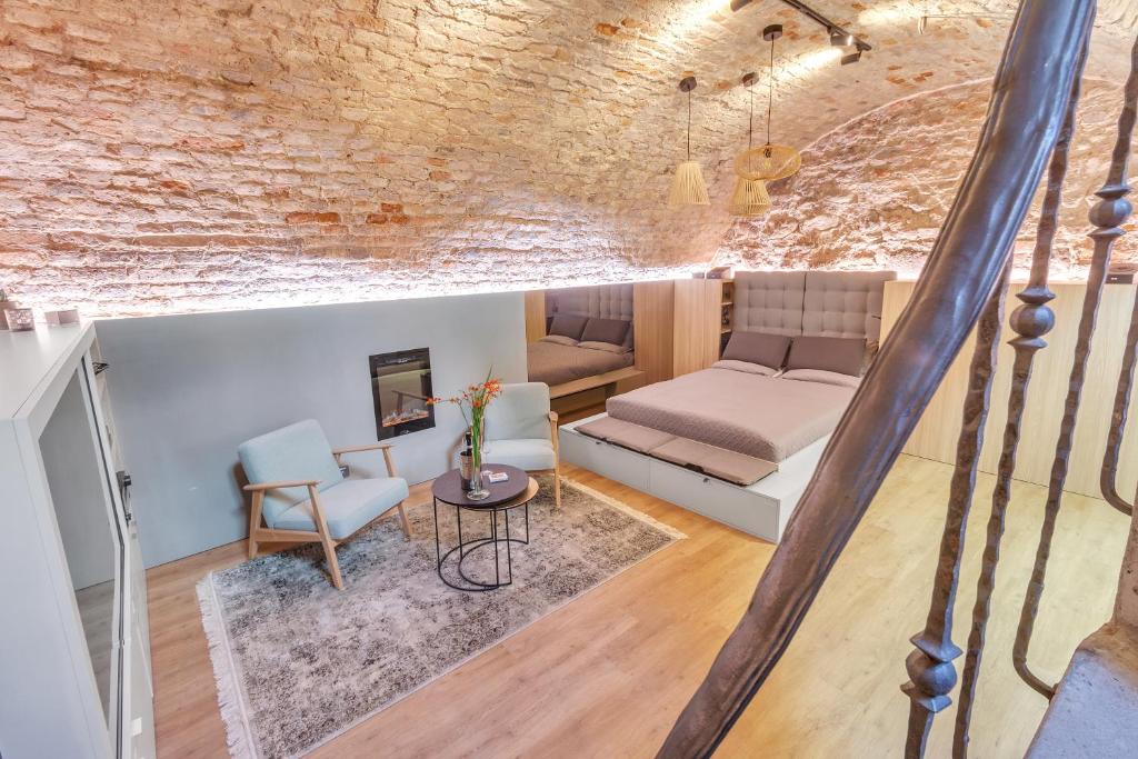Historic & modern Arch-Studio - ArcLoft07 7