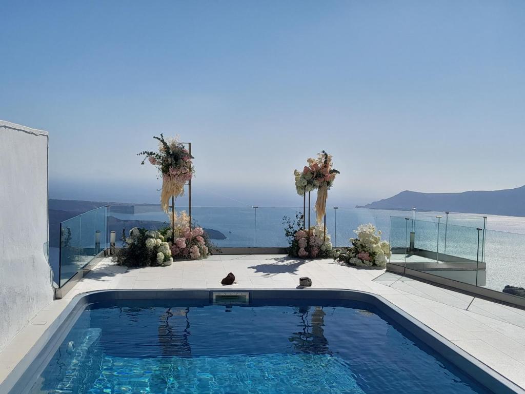 Cave Traditional House on the cliff with shared pool & Buffet Breakfast 3