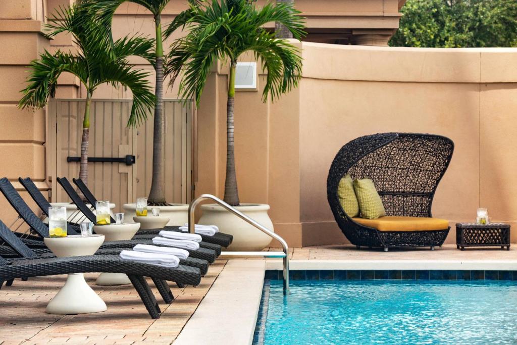 Renaissance Tampa International Plaza Hotel Image