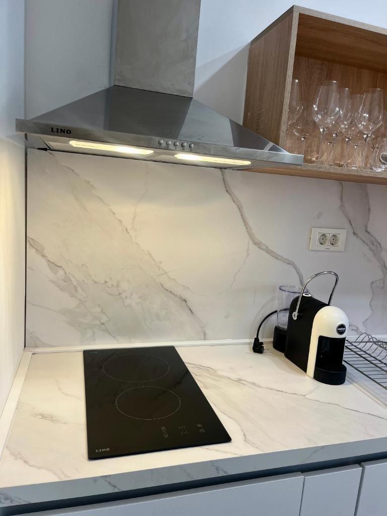 Ruby Modern Central Apartment 7