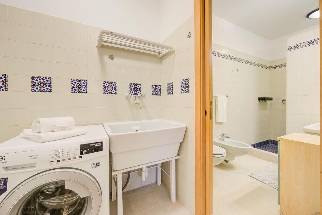 Casa Mondragon In Lazise - Happy Rentals 8