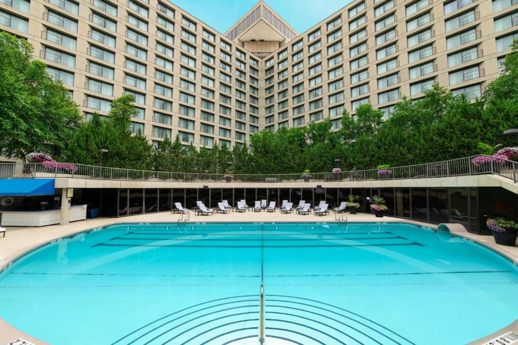 The Westin Kansas City at Crown Center Image