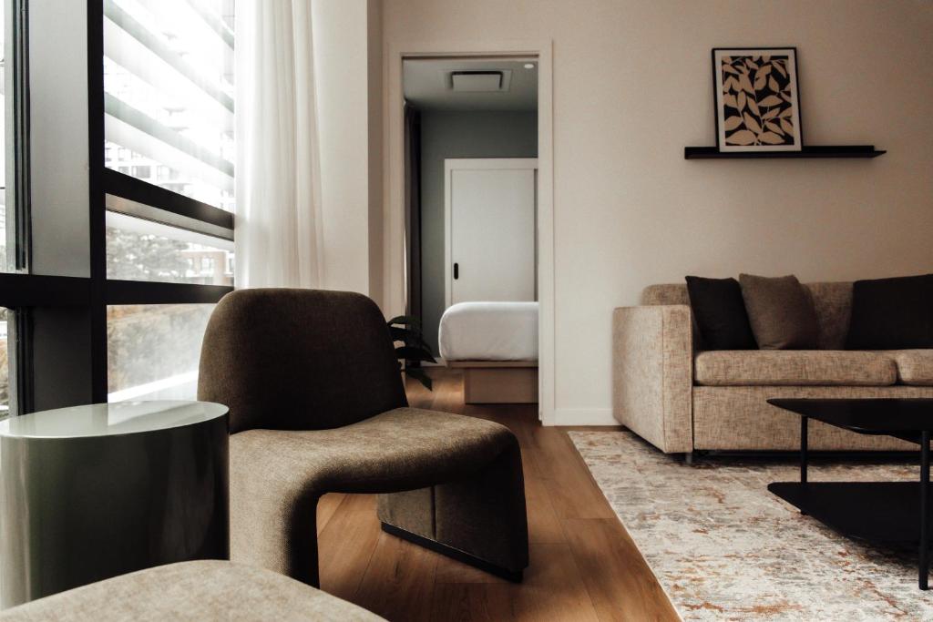 Smithe House Image