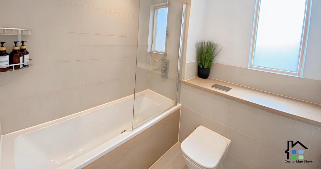 Apartment at Addenbrooke hospital and Bio Campus - Free Private parking 8