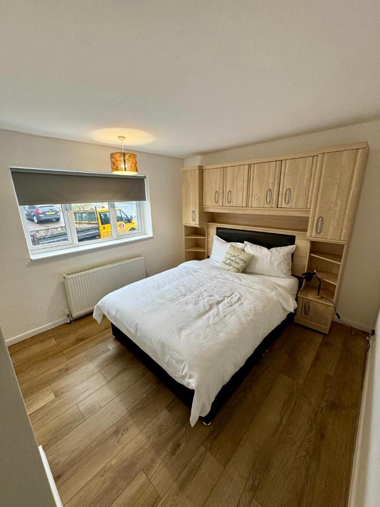 Florina s House 4 Bedrooms Villa 6