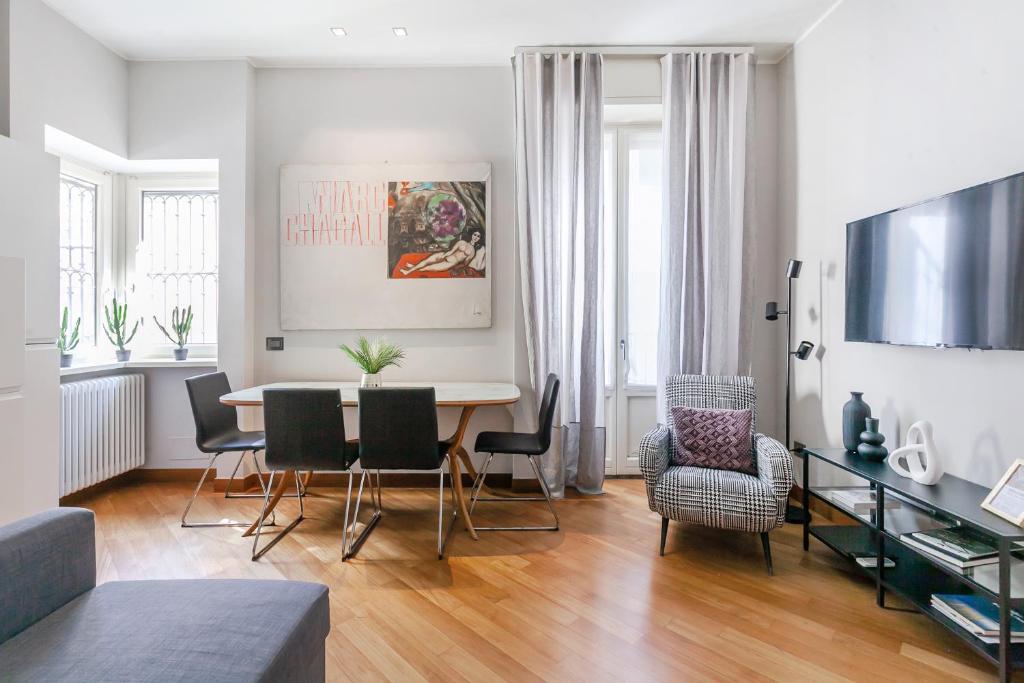 San Babila Executive Suites - Discover The Historic Centre Of Milano 5