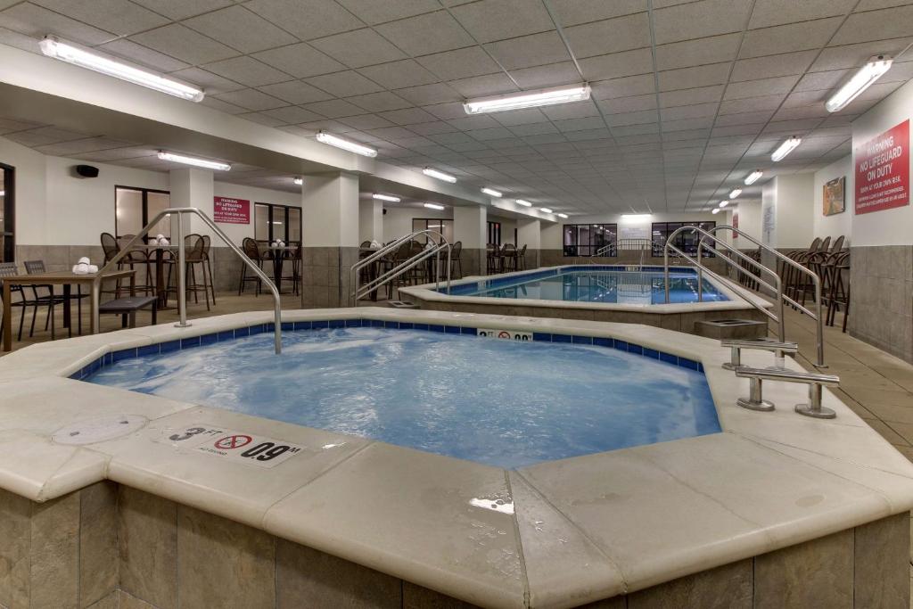 Drury Plaza Hotel Cleveland Downtown Image