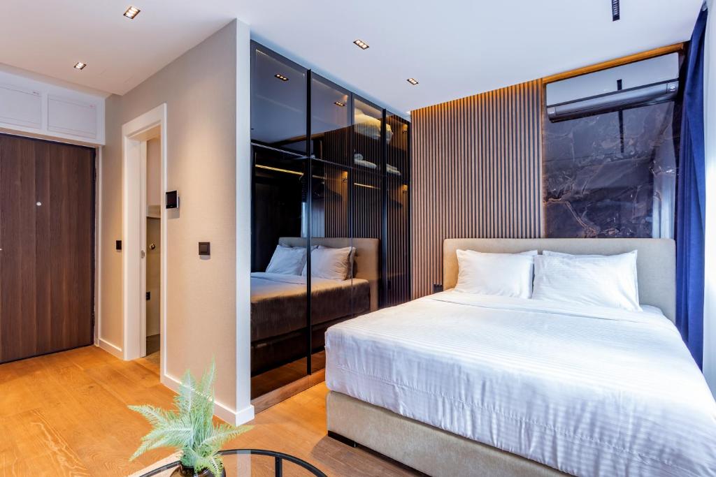 The Residence 59 2