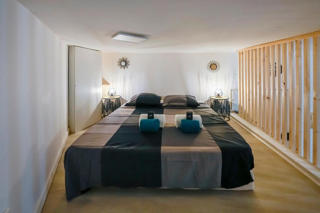 Charming studio located in the Panier district 5