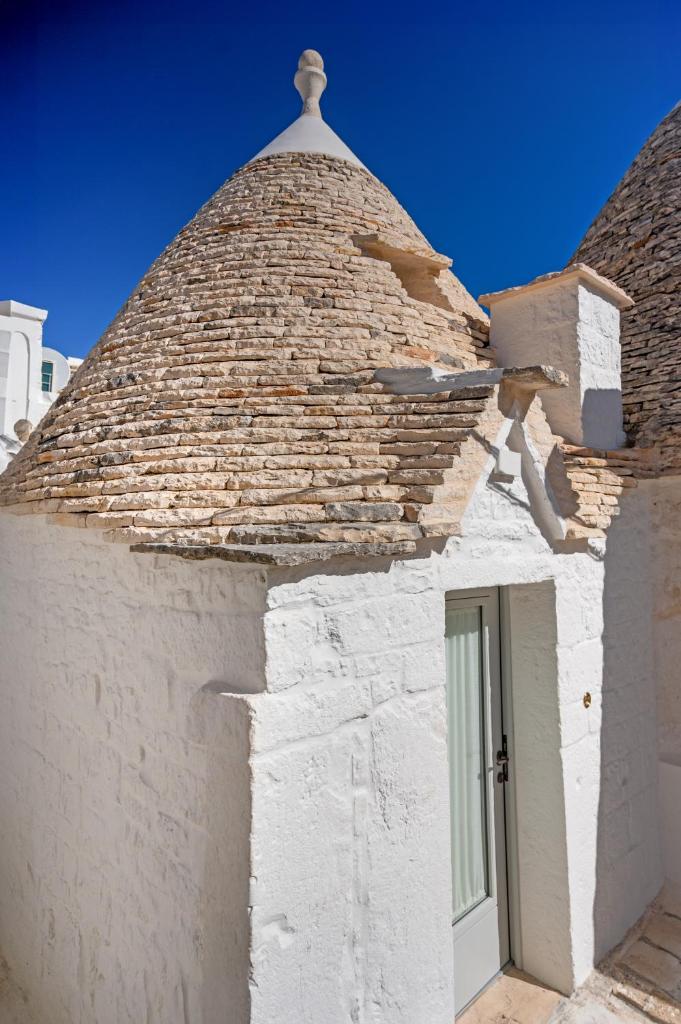 Monte Adamello - dimora nei trulli 4