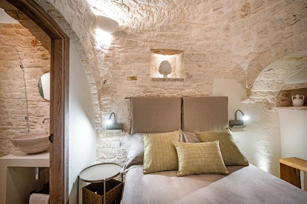 Monte Adamello - dimora nei trulli 5