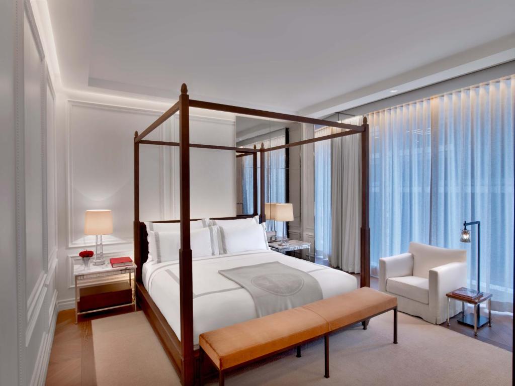 Baccarat Hotel and Residences New York Image