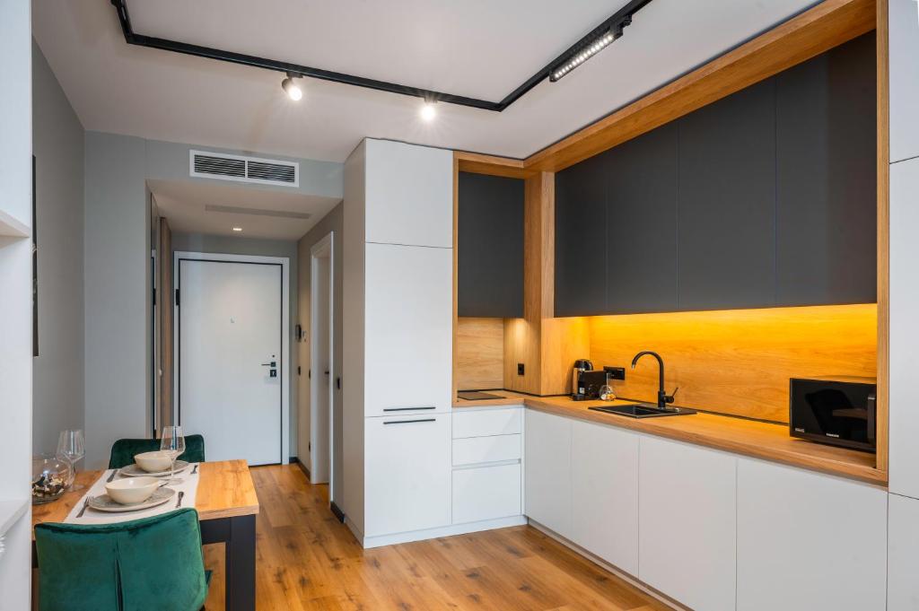 Aviva Living by Flat Mаnager 4