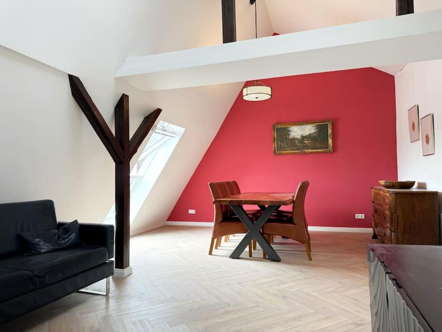 JayBnB - Loft über den Dächern von Dortmund 1