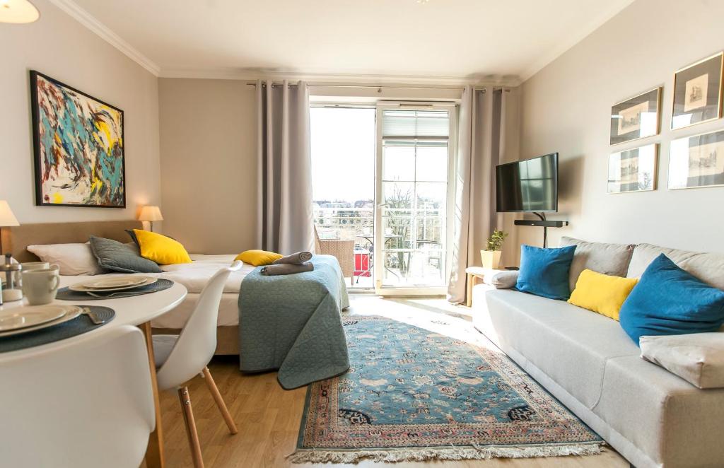 Uroczy Apartament z Parkingiem Sopot 5