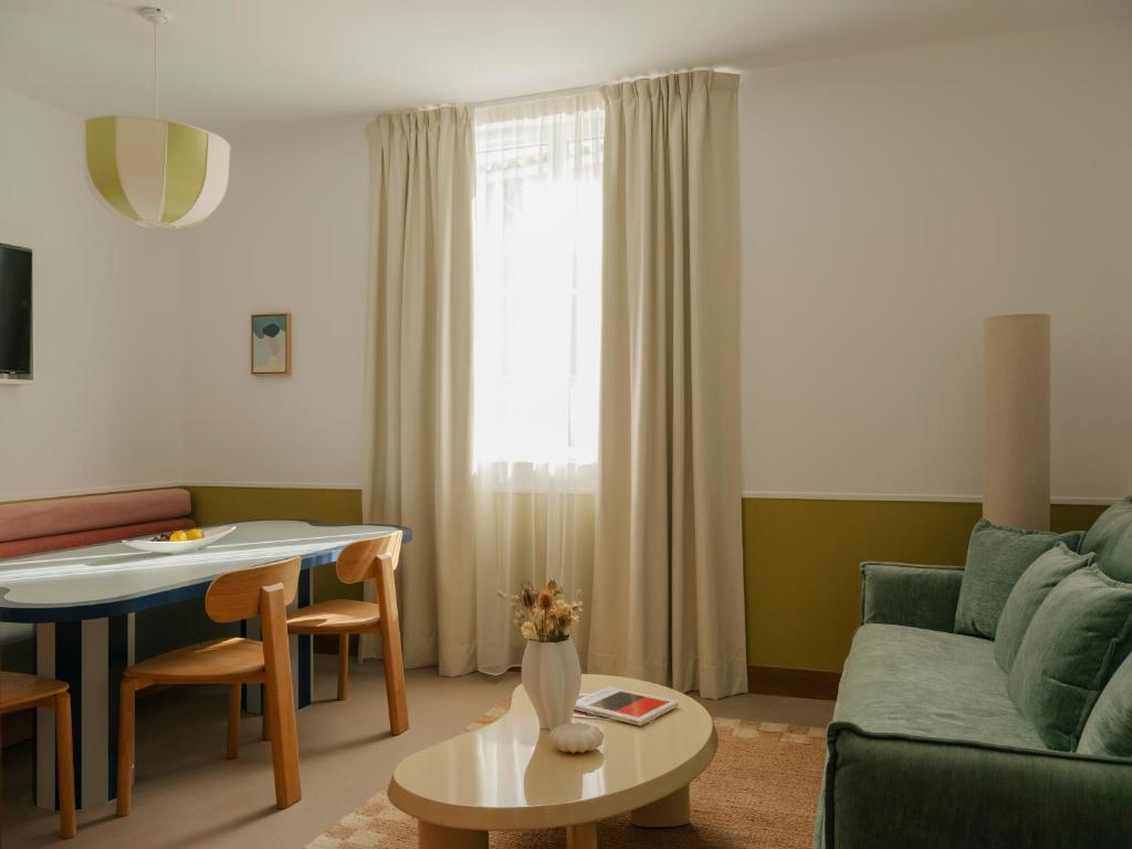 Edgar Suites Cannes - Rue d'Antibes 2
